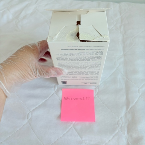 Pop Mart Big Into Energy Labubu Vinyl Plush - Happiness - Picture 8 of 9